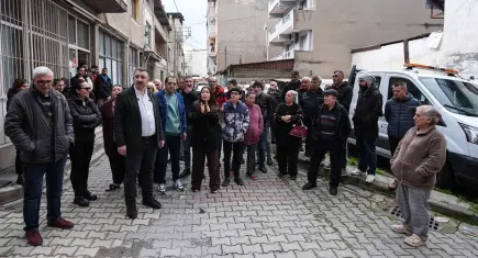 İzmir’deki Buca Onat Tünel’i mağdurlarından belediyeye bir tepki daha