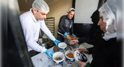 Büyükşehir Belediyesi’nden 30 ilçede ücretsiz iftar yemeği