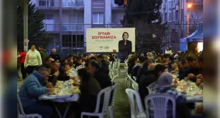 Karabağlar’da Ramazan Sofrası Vatan Mahallesi’nde Kuruldu