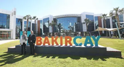 Karşıyaka’da bilim merkezi için güçlü adım: Üniversite ve belediye el ele verdi