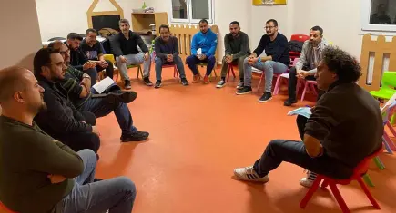 İzmir’de babalar çocuklarının gelişiminde sorumluluk alıyor