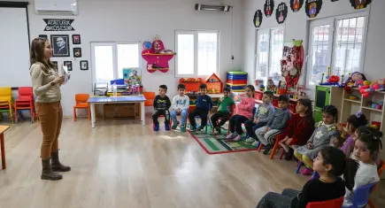 Buca’da “Okuyan Bir Gelecek” projesi sürüyor