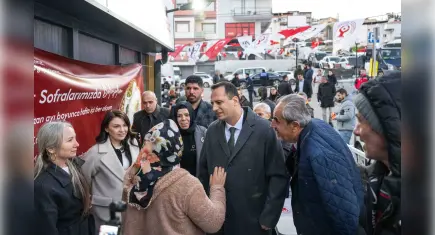Bornova’da iftar bereketi: Başkan Eşki vatandaşlarla aynı sofrada buluştu