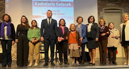 İzmir’de Eşit ve Özgür Yarınlar Kadınlarla Gelecek etkinliği düzenlendi