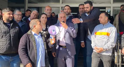 Karşıyaka’da Bostanlı Pazarı krizi büyüyor