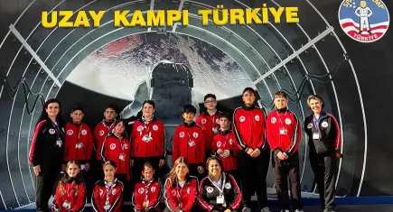 KKTC’li izciler uzay kampında bilimle buluştu