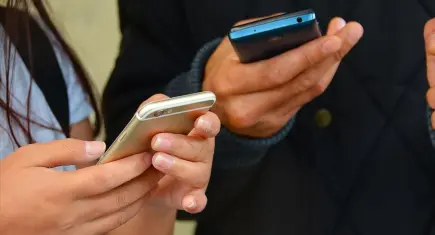 Yurt dışından getirilen elektronik cihazlarda bandrol bedelleri açıklandı