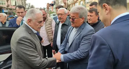 Binali Yıldırım’dan İzmir’de taziye ziyareti