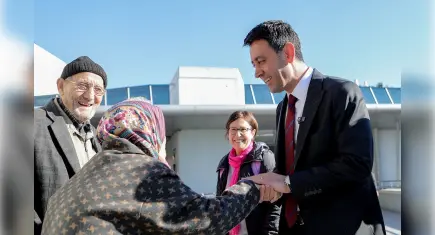 Bayraklı’da Yaşlılar Haftası sosyal ve sağlık programlarıyla geçiyor