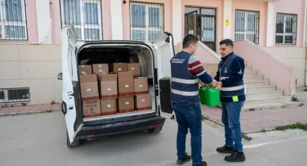 İzmir’de okullara hijyen desteği