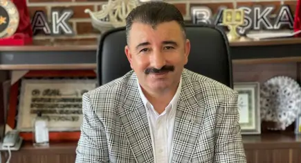 AK Partili Başdaş’dan CHP İzmir İl Başkanı Güç’e tatil eleştirisi