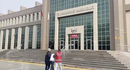 8 ilde dolandırıcılık operasyonu: 50 şüpheli tutuklandı