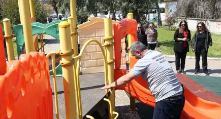 Karşıyaka’da 11 park yenilendi