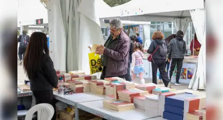 Kentin hafızasından geleceğine uzanan yayınlar İzmir Kitap Fuarı’nda