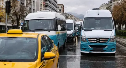 İzmir’de ulaşım zammına tepki: Bu zamlar halka ihanettir