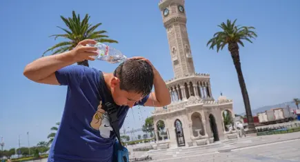 İzmir'de kavurucu yaz sıcakları başlıyor