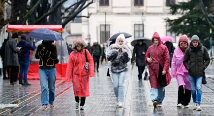 Meteoroloji'den 7 il için sarı alarm: Kuvvetli sağanak yağış uyarısı!