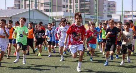 Buca'da ücretsiz futbol kursları başladı