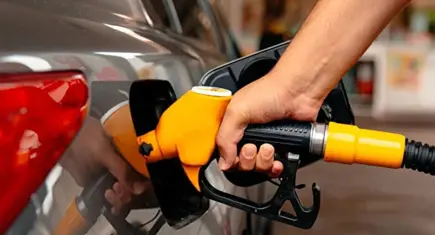 Araç sahipleri dikkat! Akaryakıt tabelaları yine değişiyor: Motorine zam geliyor