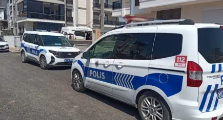 Antalya'da acı haber: Polis memuru evinde ölü bulundu