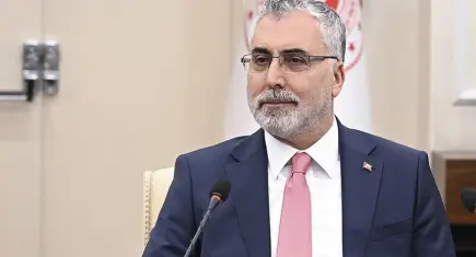 Bakan Işıkhan açıkladı: İŞKUR Mobil’i 9,2 milyon kişi indirdi!