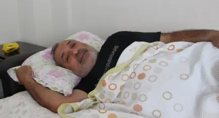 Zihinsel engelli olduğu öğrenilen şüpheliden esnafa bıçaklı saldırı