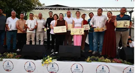 Gökçealan’da coğrafi işaretli Osmancık Üzüm Şenliği: Hasat yapıldı, en güzeller taçlandırıldı!