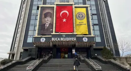 Buca’da siyasi deprem: Eşref Çakır CHP’den istifa etti