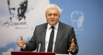Özkan’dan AK Parti iddiası sonrası Tugay’a sert çıkış: Zavallı!