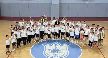 Konak'ta Kış Spor Okulları başladı: Başkan Mutlu çocuklarla buluştu
