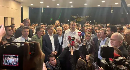 YENİ Parti’den Cemil Tugay’a siyah karanfil: İzmir halkından korkmana gerek yok!
