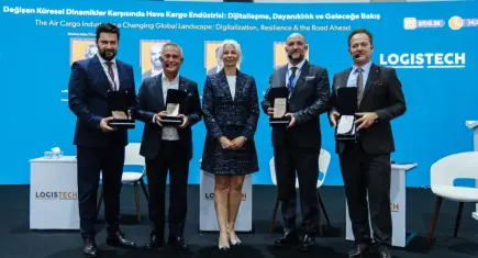 LOGISTECH İzmir’de kapılarını açtı: Lojistik sektörünün geleceği konuşuldu