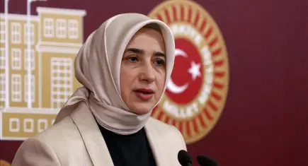 Özlem Zengin’den Özgür Özel’e sert tepki: Bu nasıl bir genel başkanlıktır?