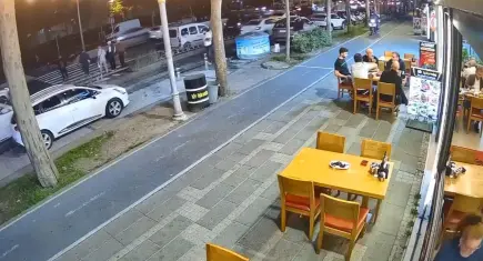 Beylikdüzü'nde yaya geçidinde feci kaza: 65 yaşındaki adam hayatını kaybetti