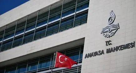 AYM pasaport iptalinde son sözü söyledi: Doktora eğitimine gidemeyen memur için hak ihlali kararı
