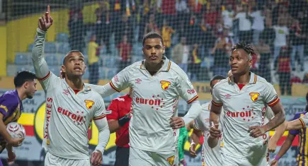 Göztepe’den İstanbul’da 4 gollü hayata dönüş