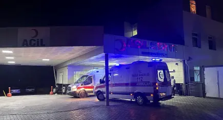İzmir haber: Gıda zehirlenmesi şüphesiyle 80 işçi hastaneye kaldırıldı