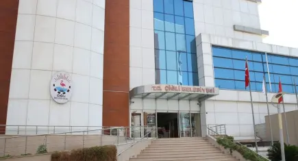 Çiğli’de öğrencilere kırtasiye desteği için başvurular alınıyor