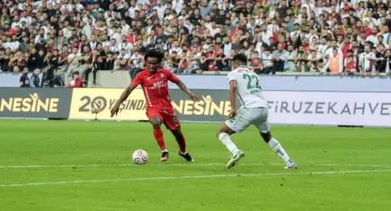 Amedspor son dakikada güldü: Konyaspor'u tek golle devirdi!