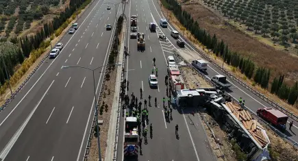 Manisa’daki feci kazada can kaybı 12’ye yükseldi