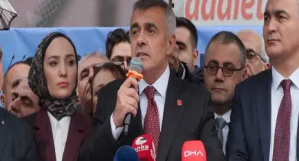CHP İstanbul İl Başkanı Mehmet Ali Yüksel görevine başladı