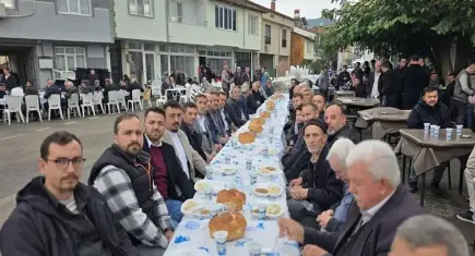 Pilav günü etkinliği hastanede bitti: 100 kişide zehirlenme şüphesi