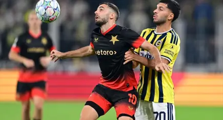 Fenerbahçe Slavia Prag karşısında son dakikalarda gelen golle 3 puanı kaçırdı
