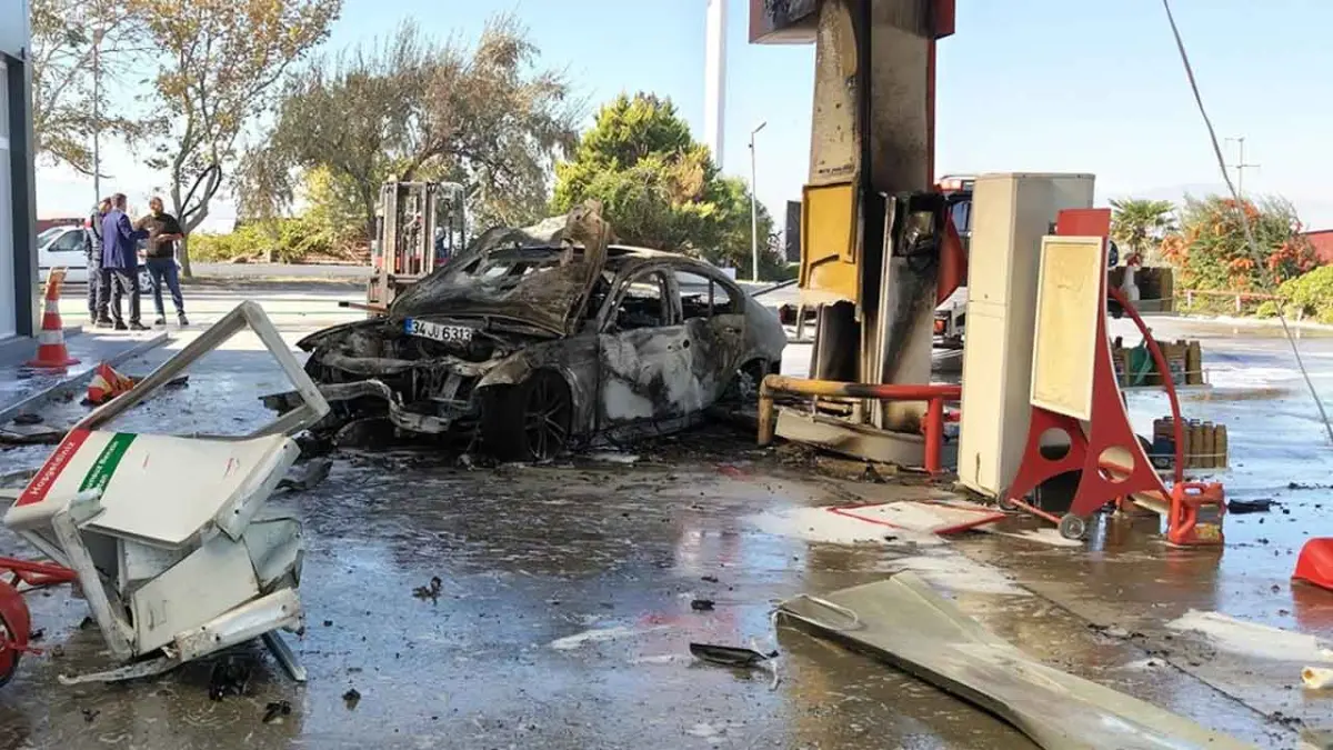 İzmir’de akaryakıt istasyonunda korkutan yangın: 2 yaralı