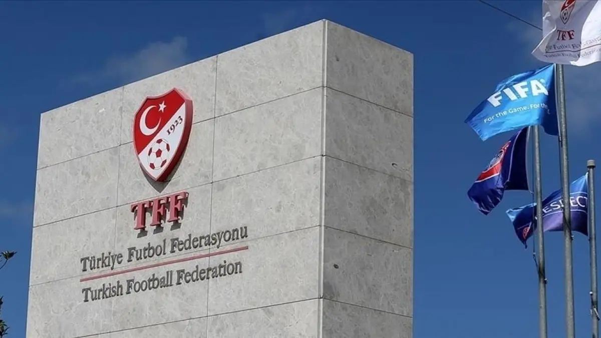 Türk futbolunda deprem sonrası yeni sayfa: Anthony Taylor MHK başkanı oldu